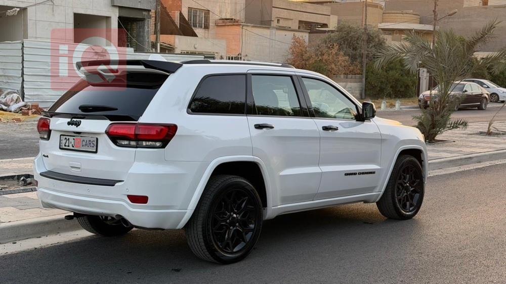 جيب جراند شيروكي